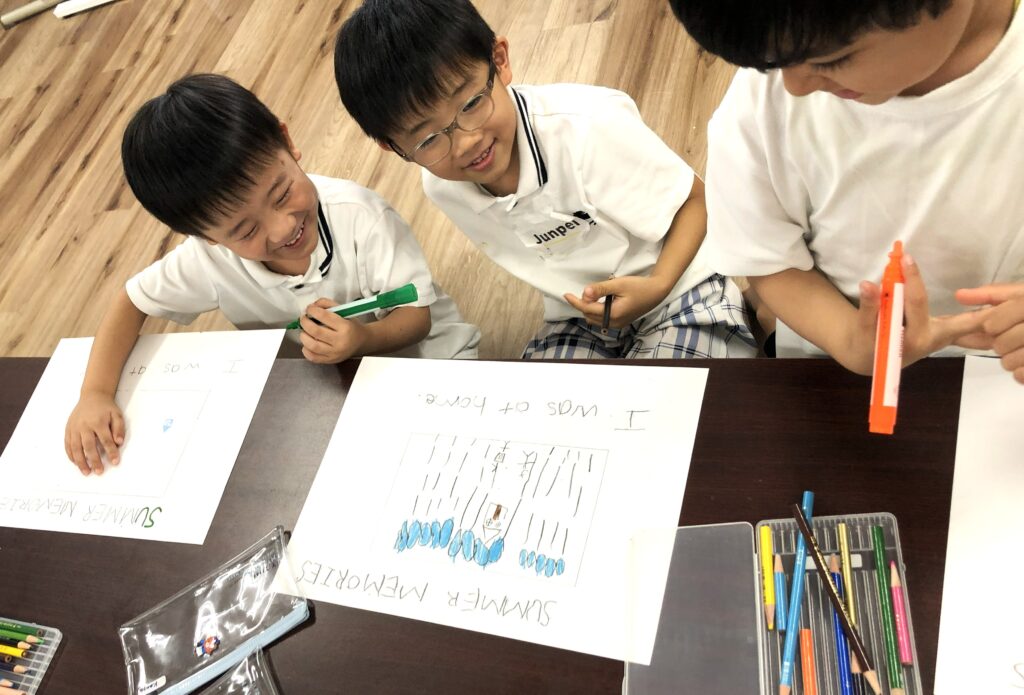 英語でSTEAM活動に取り組む小学生